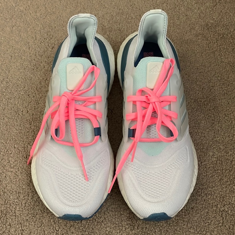 Adidas ultraboost women’s shoes